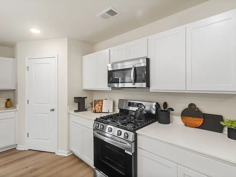 102 Wyndham Way — Photo 11
