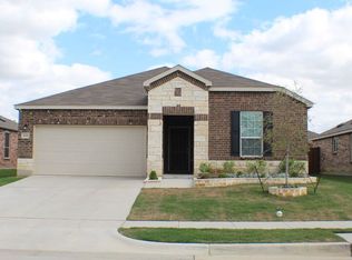 1616 Trace Dr, Aubrey, TX 76227