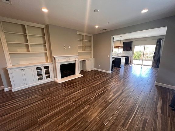 4th image of 7024 Baneberry Ave