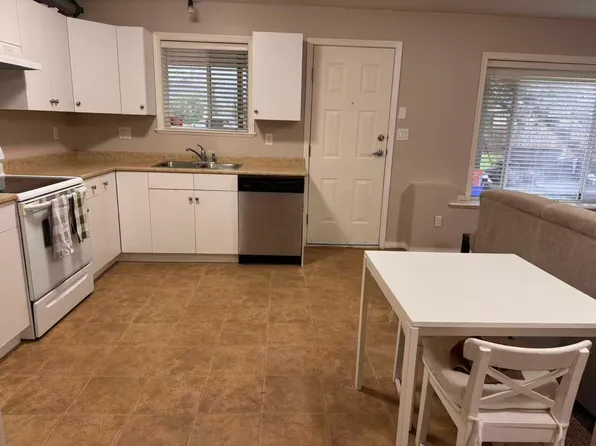 90XX 162nd St, Surrey, BC V4N 0M7