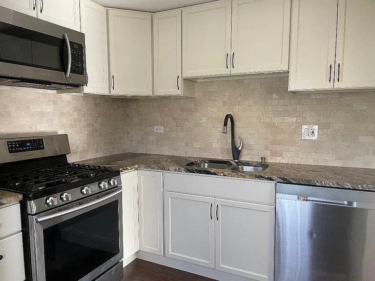 1338 Yarmouth Ct #1338 — Photo 4