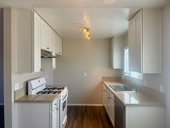 2nd image of 735 E Palmer Ave APT 205