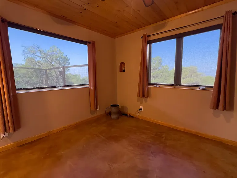 1482 Badger Rd #B — Photo 24