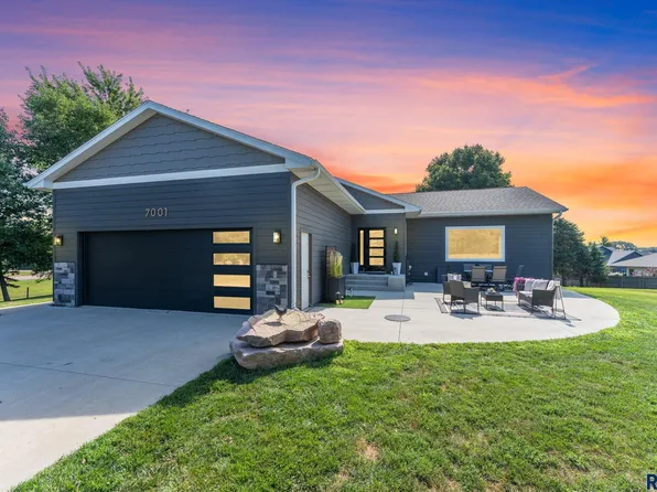 7001 E 26th St, Sioux Falls, SD 57110
