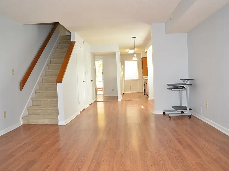 249 Schultz St — Photo 7