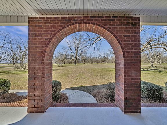 4th image of 706 Orr Rd