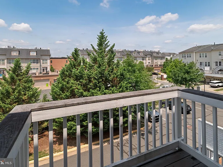 43580 Popes Creek Sq — Photo 64