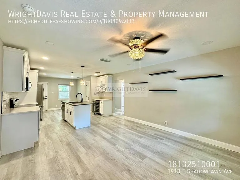 1918 E Shadowlawn Ave — Photo 2