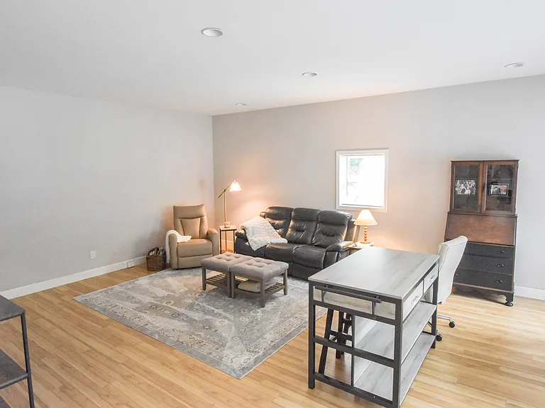 2378 Melton Dr — Photo 25