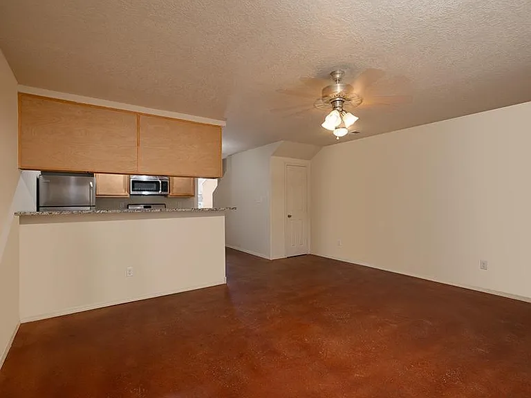 ZIA Townhomes — Photo 13