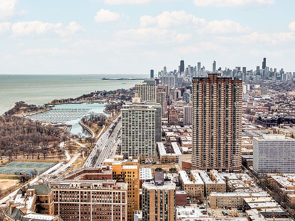 3rd image of 655 W Irving Park Rd APT 5315