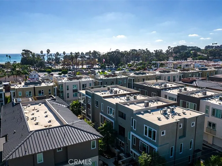 876 Doheny Way — Photo 42