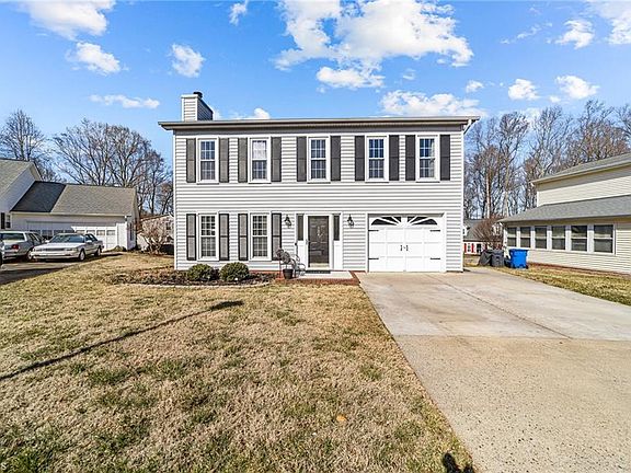 2nd image of 124 Edgedale Ct