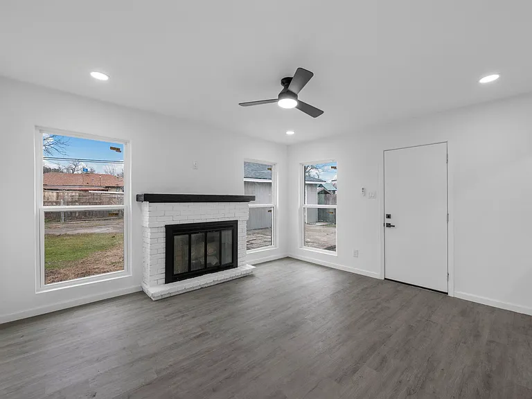 2202 Major Dr — Photo 10