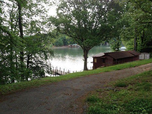 2nd image of 539 Bluewater Dr