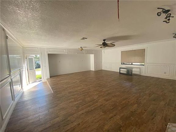 4th image of 1719 King Arthur Ct