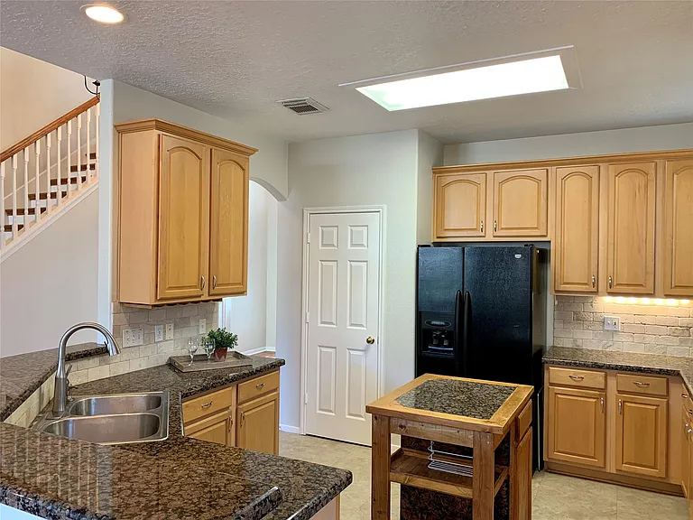 11218 Timbertree Ln — Photo 12