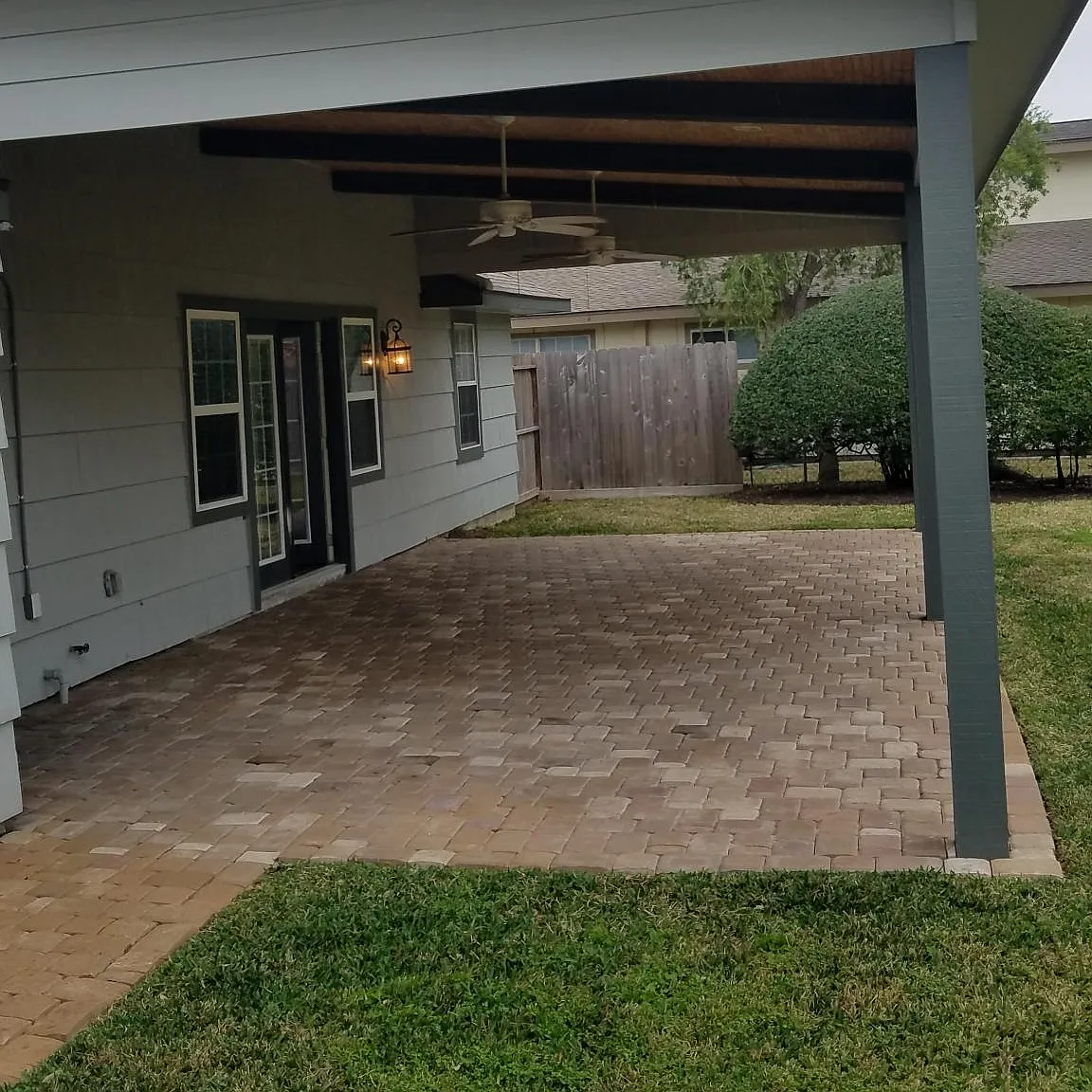 3 bed, 1400 sqft, $2,600 — Photo 4