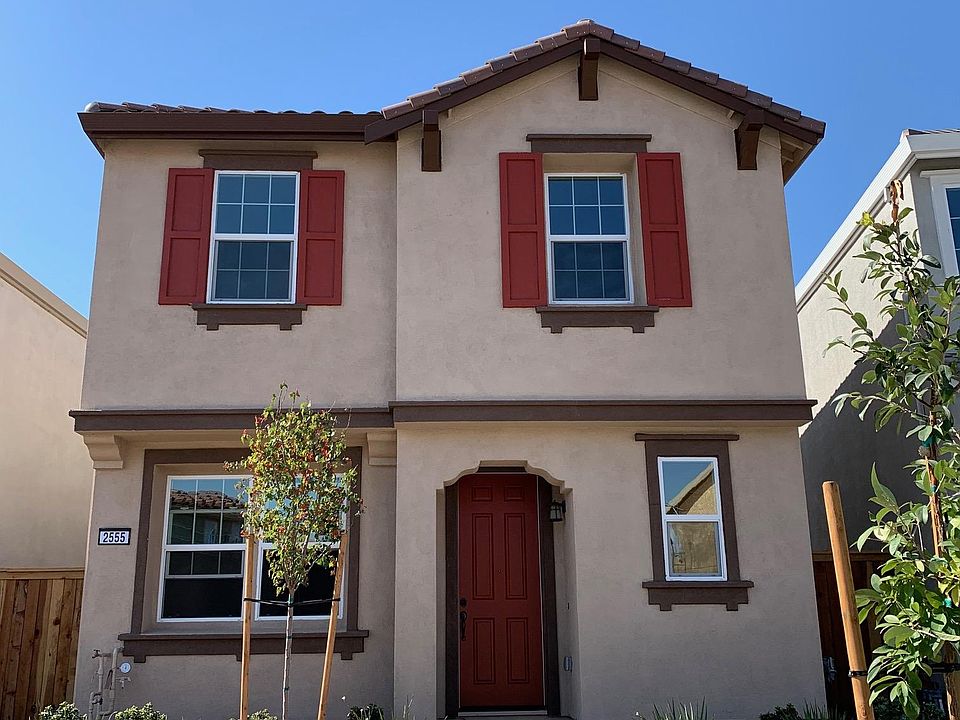 1st image of 2555 Buzz Aldrin Way