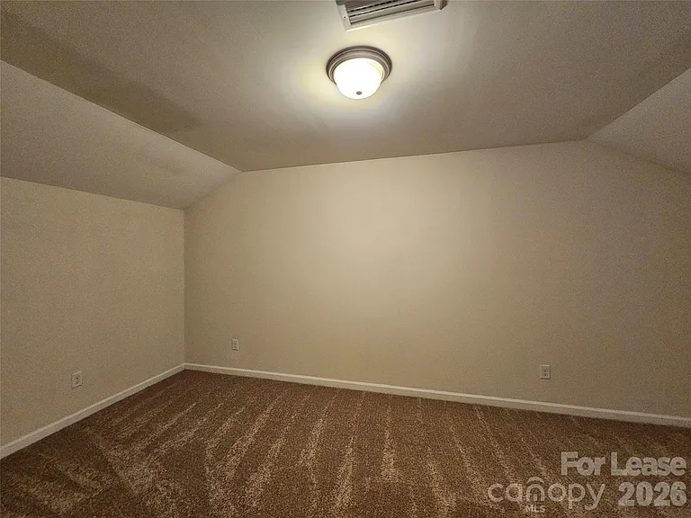 2824 Hopeton Ct — Photo 18