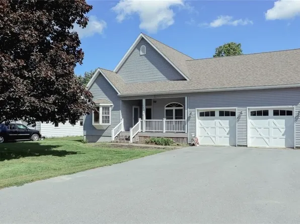 142 Leray St, Black River, NY 13612