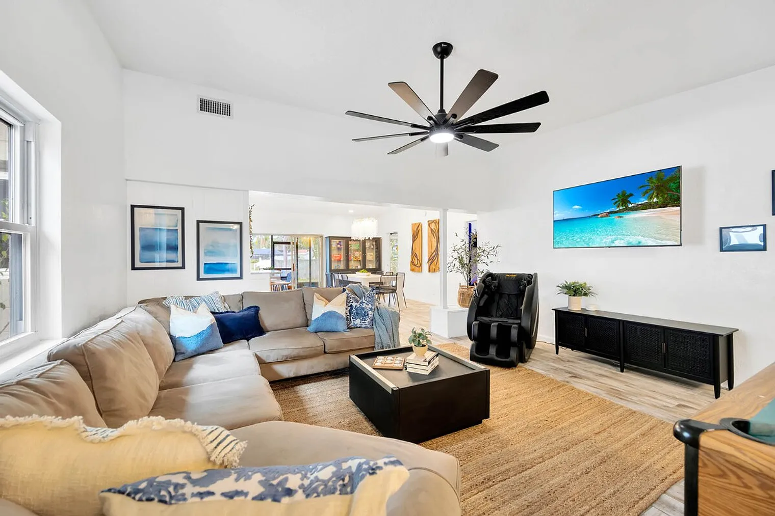 7 bed, 6.0 bath, $16,887 — Photo 4