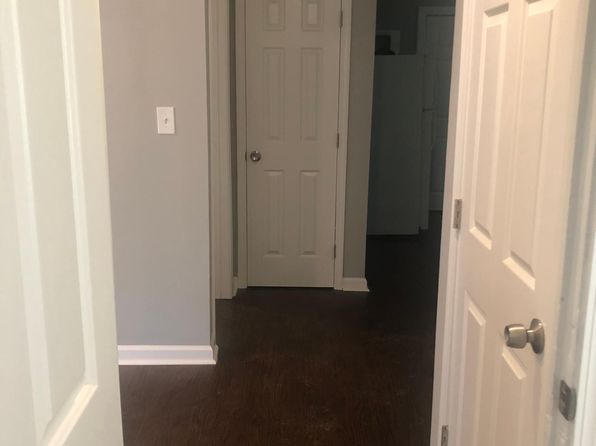 668 Charlotte Pl NW #A