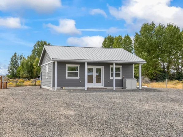 58098 Maple Circle Rd, Christmas Valley, OR 97641