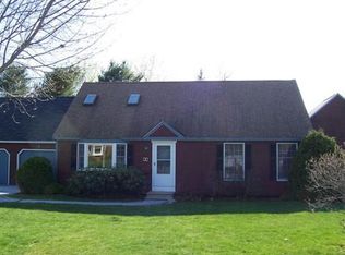 2 Cortland Cir, Bangor, ME 04401