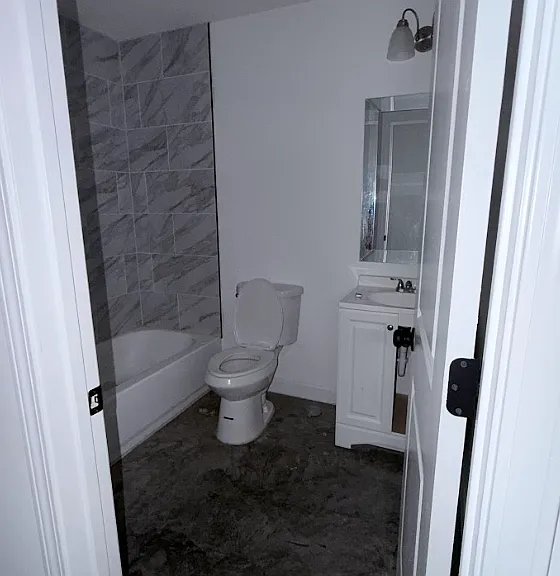 736 King Ave — Photo 9
