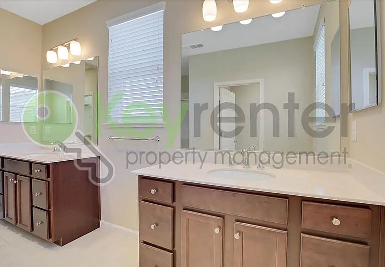 9673 Philta Way — Photo 31