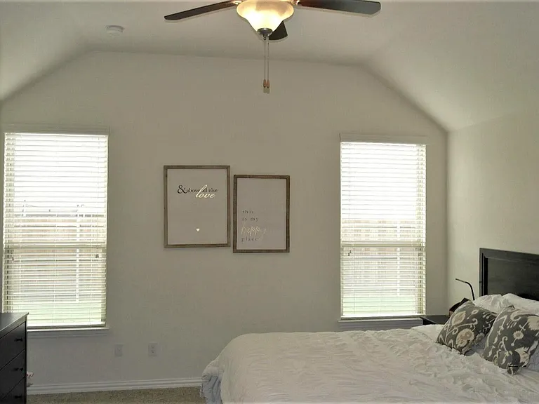 822 Black Hawk Dr — Photo 10