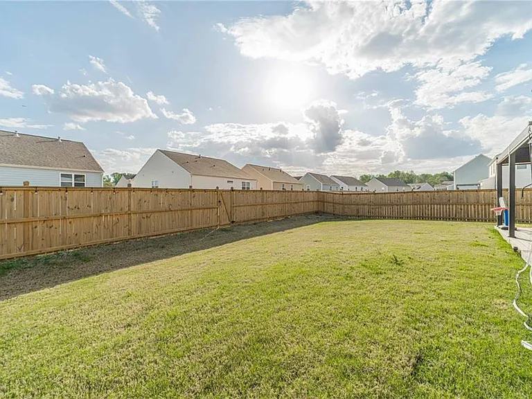 3072 Lowell Rd — Photo 49