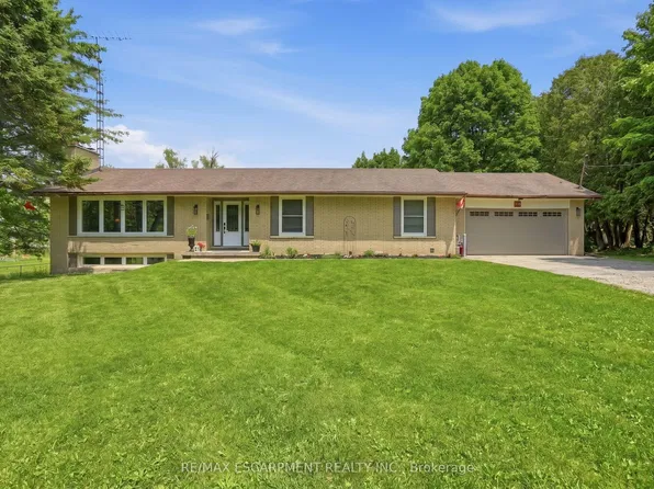 318 Freelton Rd, Hamilton, ON N0B 2J0