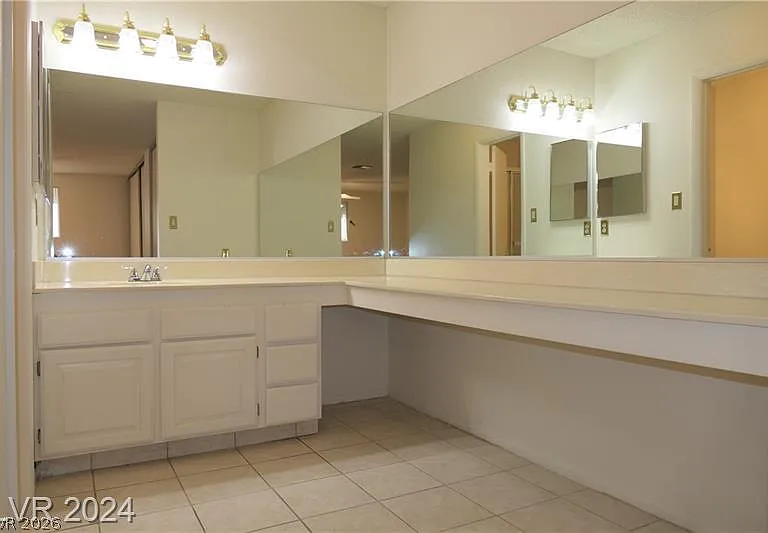 3335 Racquet St — Photo 14