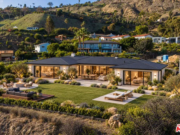 20494 Royal Stone Dr, Malibu, CA 90265