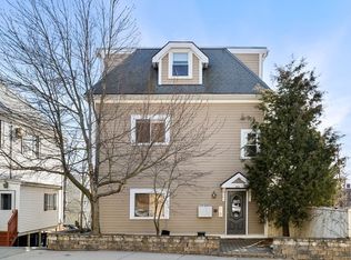 210 Summer St #3, Somerville, MA 02144