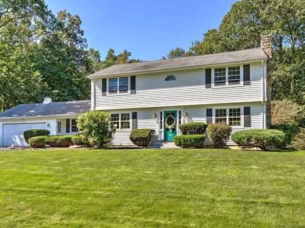 10 Ruth Dr, Wilbraham, MA 01095