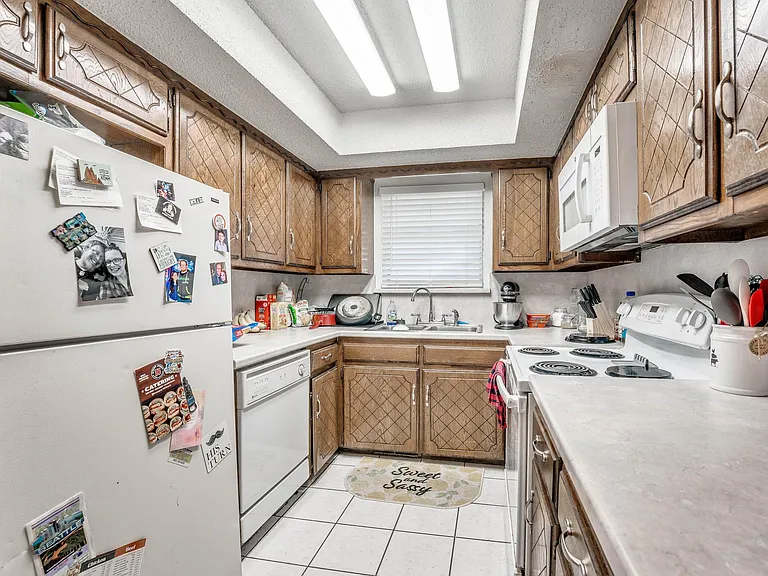 9907 Mashburn Blvd — Photo 7