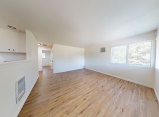 2790 Irwin Rd APT 4, Redding, CA 96002