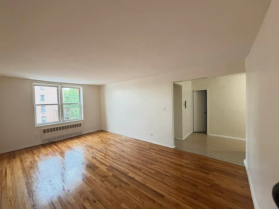 2939 Avenue Y #4B
