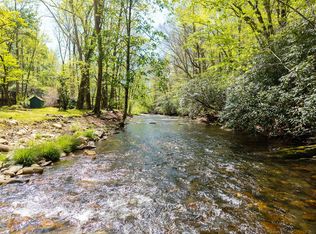 509 Slate Stone Dr, Hayesville, NC 28904