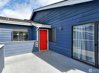 8408 18th Ave W APT 2-202, Everett, WA 98204