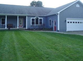 9710 Campbell Ln, Bellevue, MI 49021