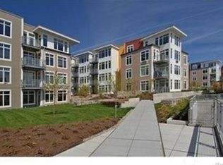 145 Ferncliff Ave NE UNIT D135, Bainbridge Island, WA 98110