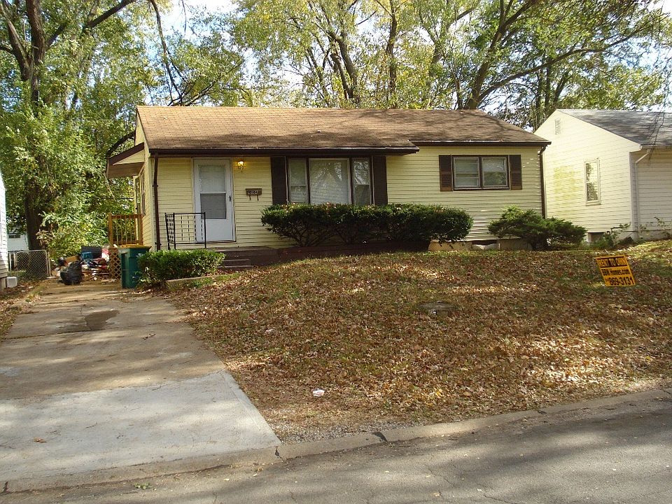 1st image of 10104 Duke Dr