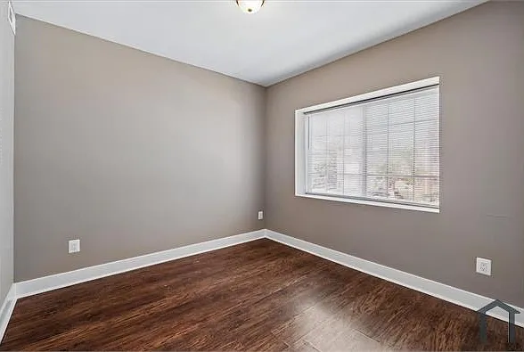 1241 Raum St NE #4 — Photo 8
