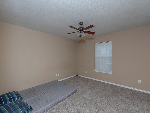 3rd image of 1433 Western Oaks Ct