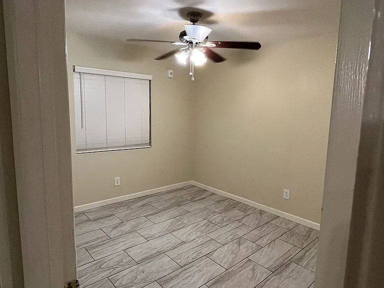 17 E Ruth Ave #302 — Photo 30