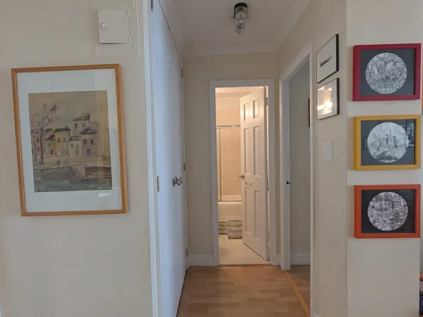 515 East 85th Street 6E image 3 of 12
